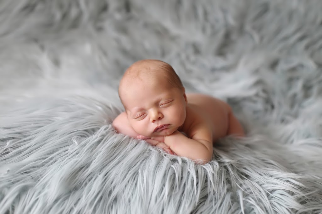 Tanya Ellis Photography | 10 Esther Dr, Barrie, ON L4N 0X8, Canada | Phone: (249) 359-9309