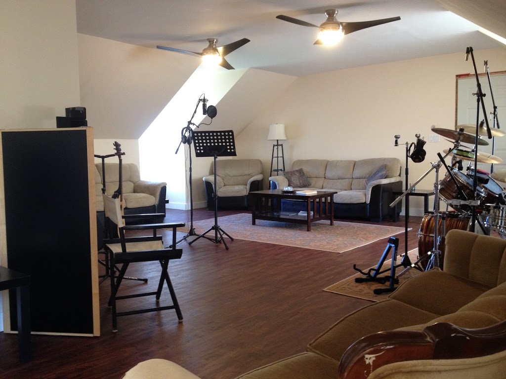 Studio 4Thirty2 | 1320 Westover Rd, Millgrove, ON L0R 1V0, Canada | Phone: (416) 855-0918