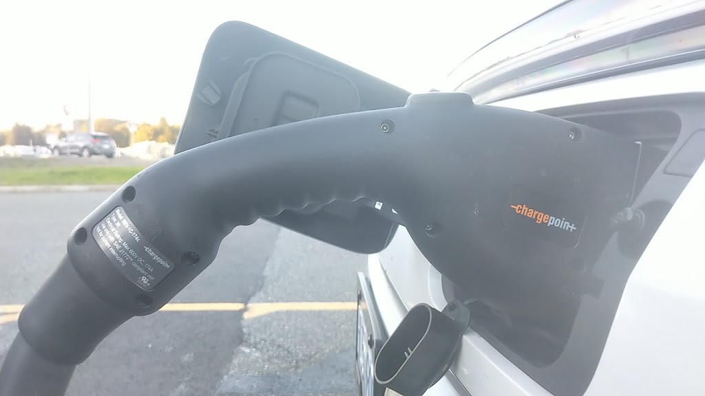 ChargePoint Charging Station | point of interest | 3350 Spitfire Way, Cassidy, BC V0R 1H0, Canada | 8887584389 OR +1 888-758-4389