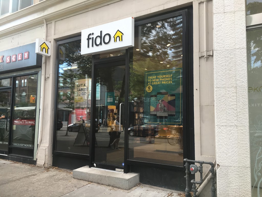 Fido | 290 Queen St W, Toronto, ON M5V 2A1, Canada | Phone: (416) 849-1855
