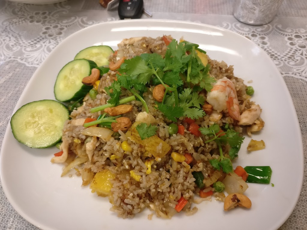 Thai Villa Cuisine | 666 Woolwich St, Guelph, ON N1H 7G5, Canada | Phone: (519) 822-5346