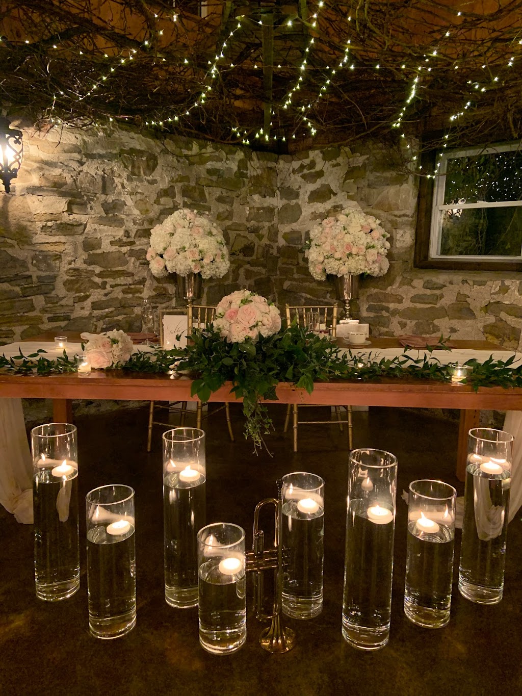 BBBlooms Floral Studio | 38 Academy St, St. Catharines, ON L2R 2M7, Canada | Phone: (905) 682-5525