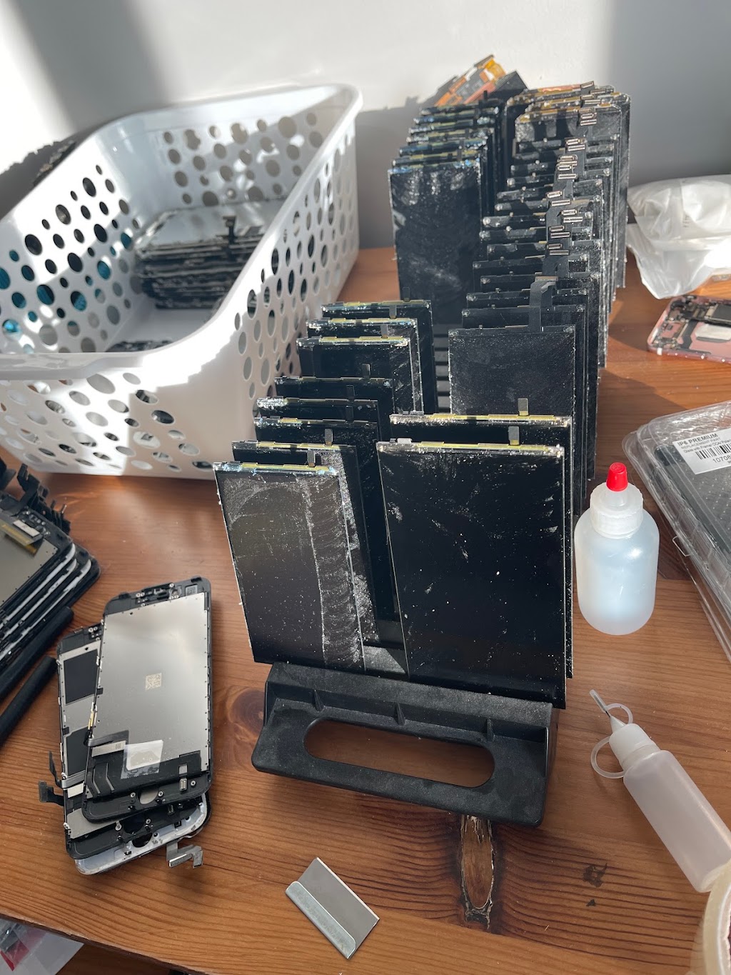 Alberta Gadget Source | 1913 15 Ave NW, Edmonton, AB T6T 2B6, Canada | Phone: (587) 501-5554