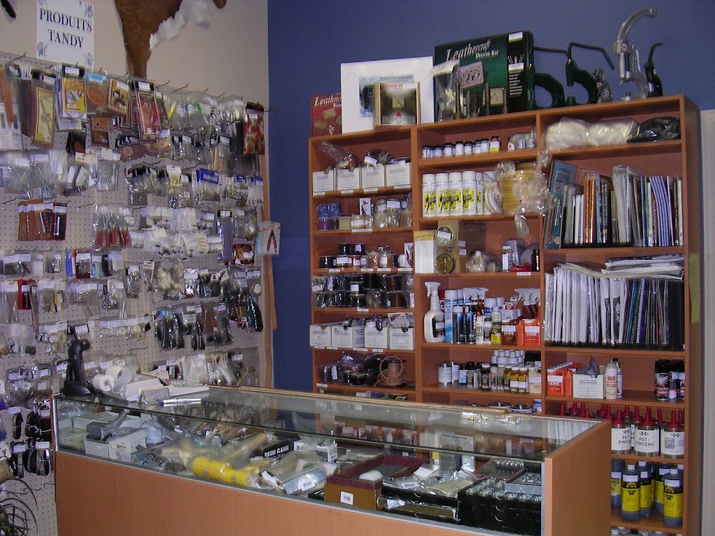 Cuirs Desrochers Inc (Les) | 1857 Rue Savoie, Plessisville, QC G6L 1L1, Canada | Phone: (819) 362-8622