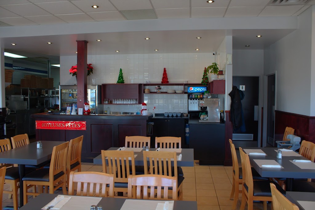 Restaurant Les Cèdres Aggelos (Angelos) | 212 Chem. Saint-Féréol, Les Cèdres, QC J7T 1J2, Canada | Phone: (450) 200-2020