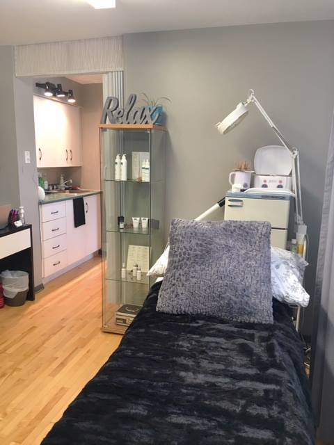 Esjay Esthetics and Lashes | 4018 16 St SW Suite #4, Calgary, AB T2T 4H4, Canada | Phone: (403) 880-7378