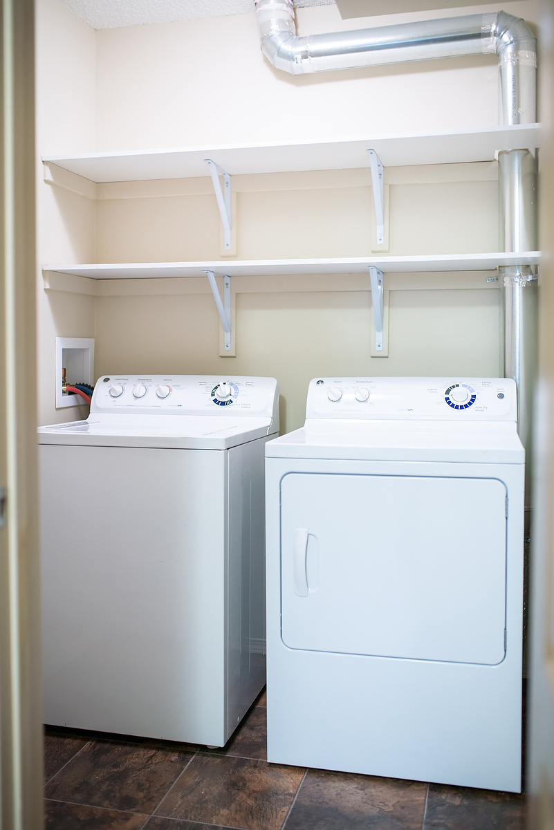 MacTaggart Place Apartments | 5872 Mullen Pl NW, Edmonton, AB T6R 0W1, Canada | Phone: (587) 759-8050