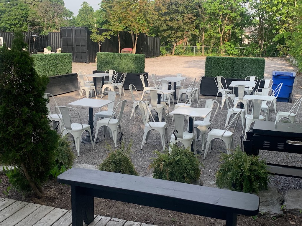 White Cottage Cafe | 45 Lindsay St, Fenelon Falls, ON K0M 1N0, Canada | Phone: (705) 887-7775