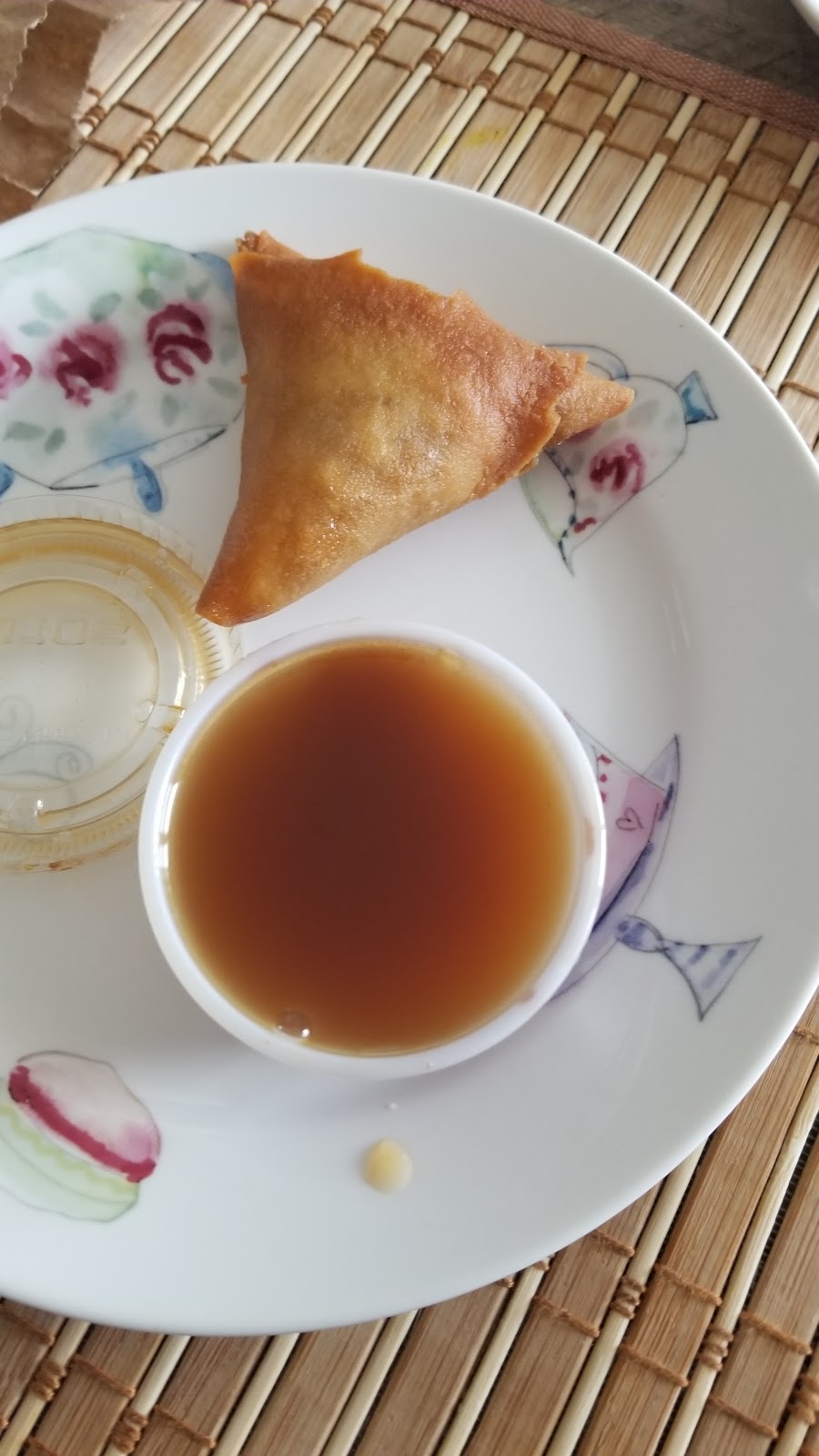 Sultan Of Samosas | 1677 OConnor Dr, North York, ON M4A 1W5, Canada | Phone: (416) 285-6565