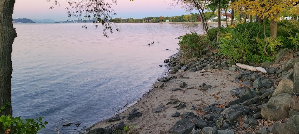 Parc de lAnse à lAnguille | QQ44+97, Levis, QC G6W 1Z2, Canada | Phone: (418) 839-2002