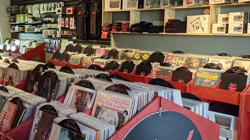 Russell Red Records | 173a Highland St, Haliburton, ON K0M 1S0, Canada | Phone: (705) 457-7470