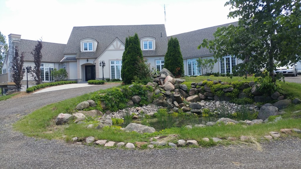 Dreamcrest Manor | 2130 Shirley Rd, Port Perry, ON L9L 1B3, Canada | Phone: (647) 389-2458