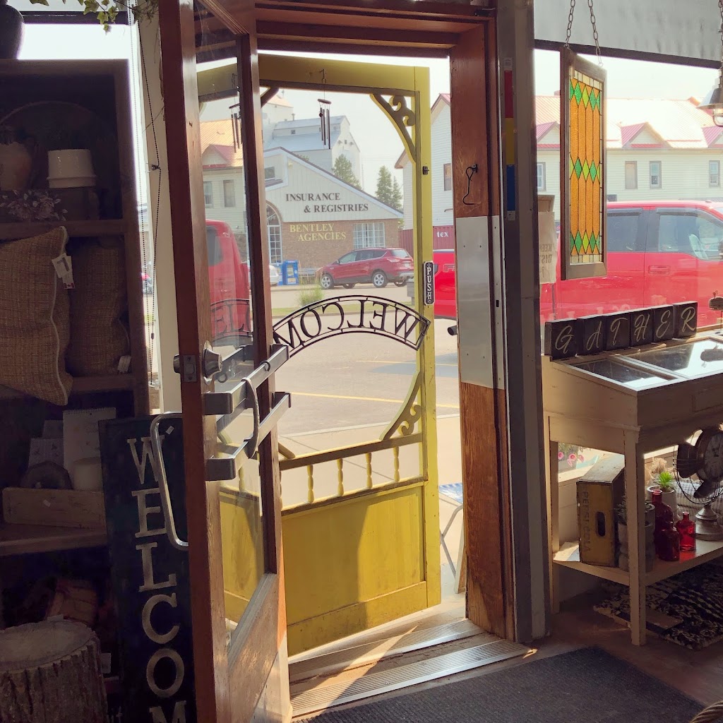 Merrys Mercantile (Formerly Past Connections Emporium) | 5014 50 Ave, Bentley, AB T0C 0J0, Canada | Phone: (403) 658-2300