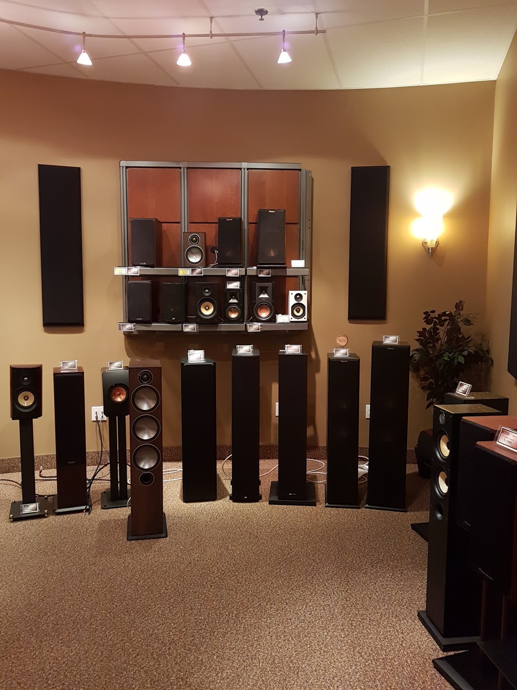 Glubes Audio Video Unlimited | 100 Main St, Dartmouth, NS B2X 1R5, Canada | Phone: (902) 434-5511