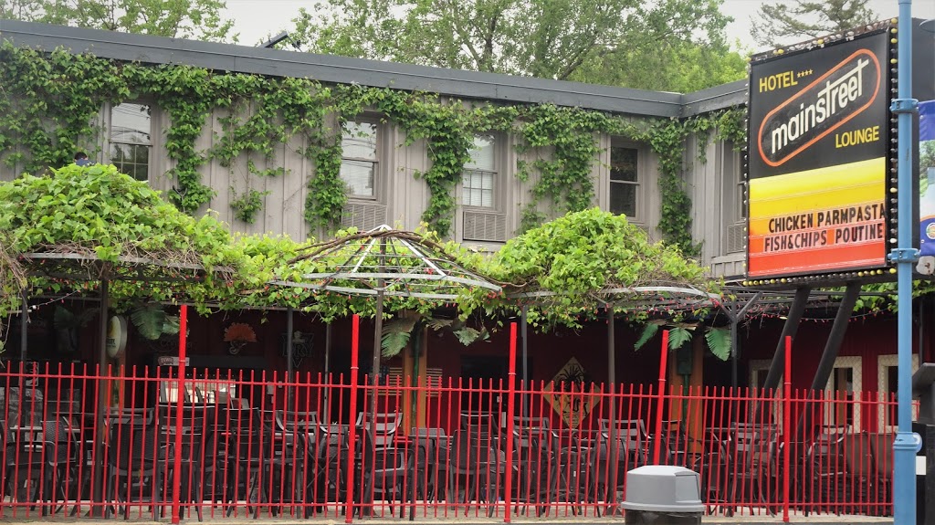 Main Street Hotel | 62 Main St W, Grand Bend, ON M0N 1T0, Canada | Phone: (519) 238-8575