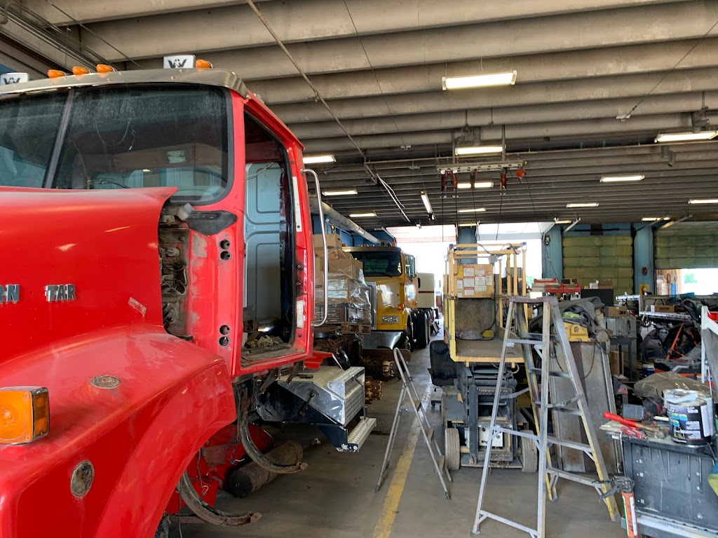 CHN TRUCK AND EQUIPMENT SALES INC. | Repair Shop, 714976 County Rd 4, Woodstock, ON N4S 0B1, Canada | Phone: (519) 994-1598