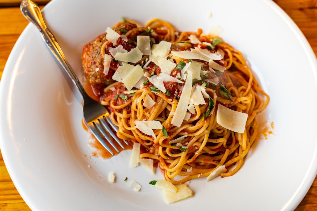 Rifugios Country Italian Cuisine | 5415 Mt Baker Hwy, Deming, WA 98244, USA | Phone: (360) 592-2888