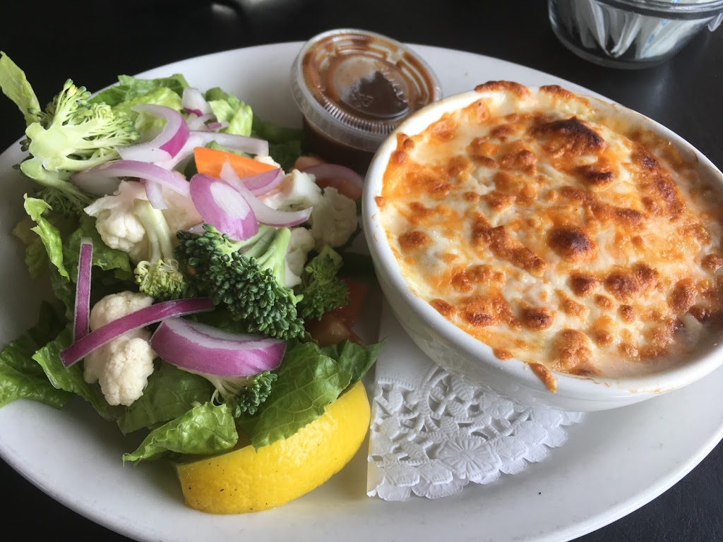 Classic Cafe East | 73 Duckworth St, St. Johns, NL A1C 5H7, Canada | Phone: (709) 726-4444