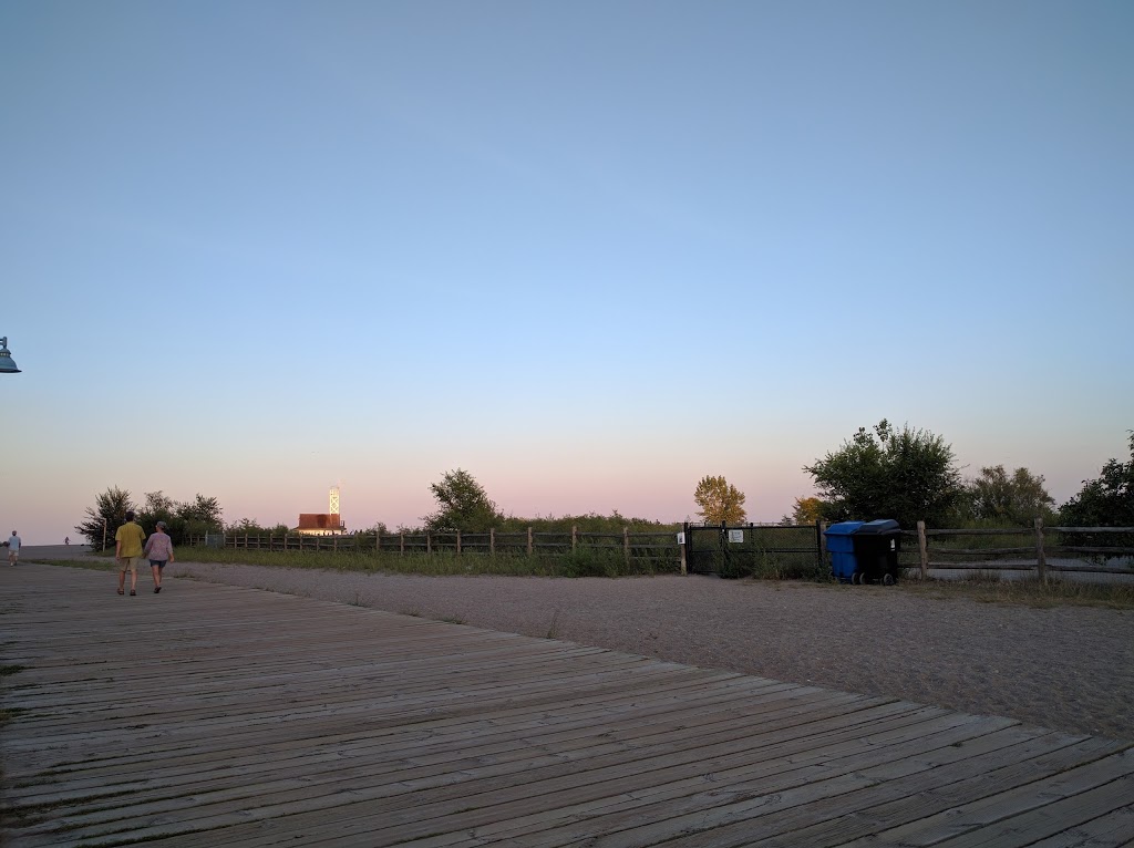 Beaches Park | 2075 Queen St E, Toronto, ON M4L 1J1, Canada | Phone: (416) 338-4386