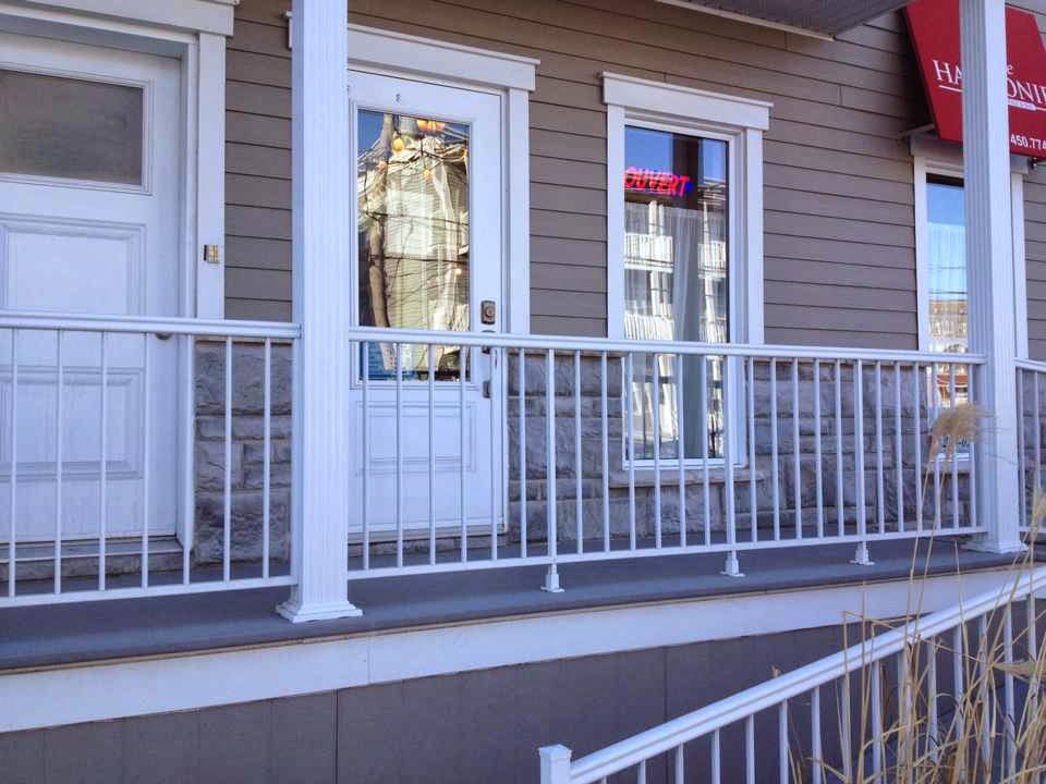 Isabelle Beauregard Couturière | 90 Rue Georges Nolin, Saint-Pie, QC J0H 1W0, Canada | Phone: (450) 223-0209
