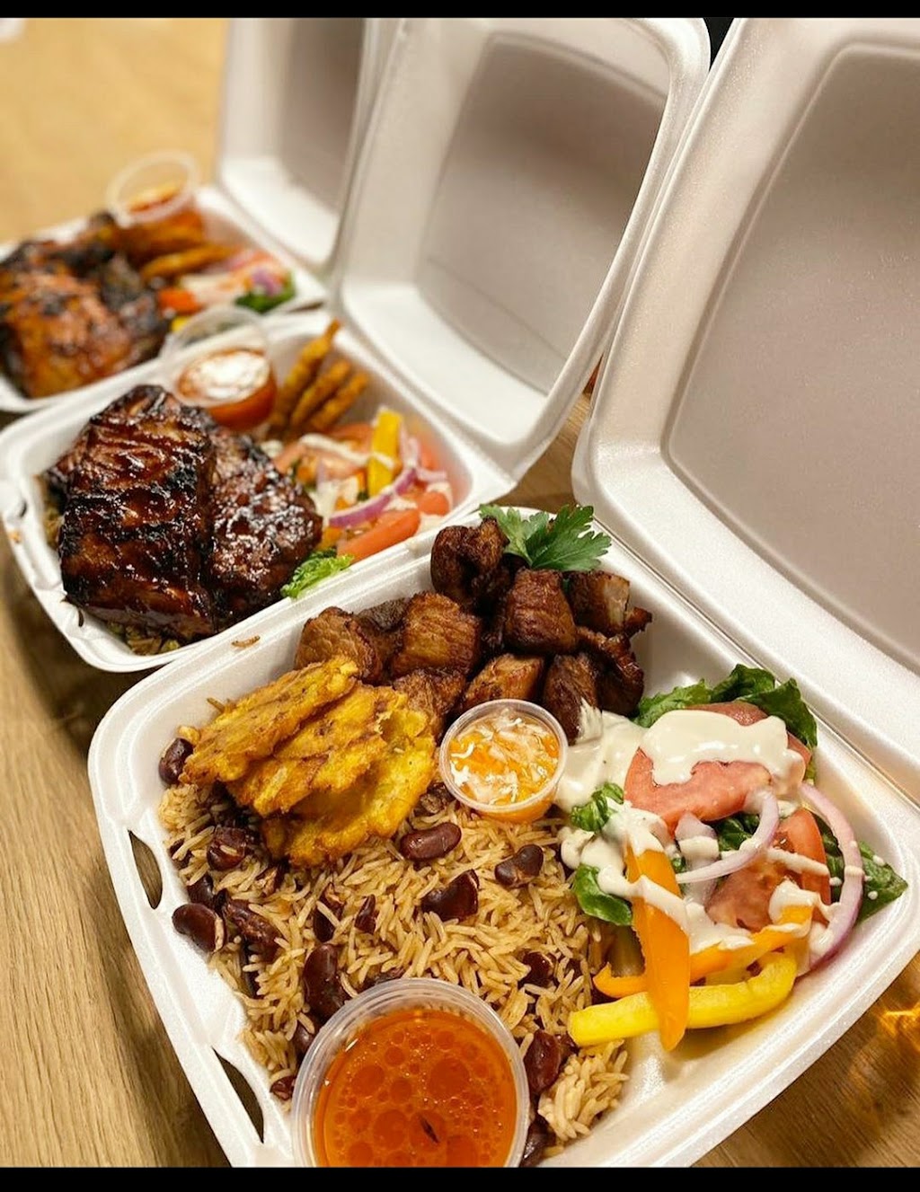 Chamaz Grill Restaurant | 5608 Bd Léger, Montréal-Nord, QC H1G 1K3, Canada | Phone: (514) 321-9394