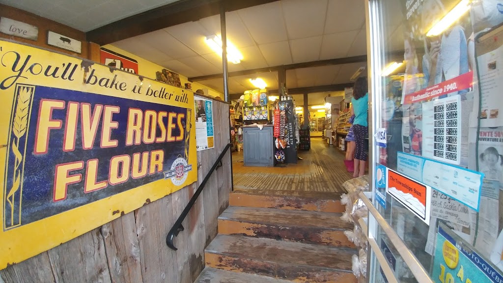 Bury General Store | 529 Principale, Bury, QC J0B 1J0, Canada | Phone: (819) 872-3655