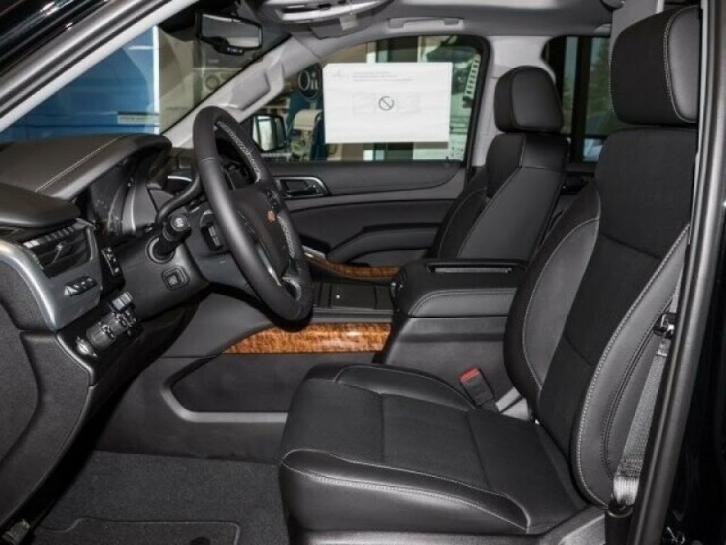 Pearson Airport Limo & Taxi Service | 3077 Swansea Dr, Oakville, ON L6L 6H7, Canada | Phone: (877) 335-5304