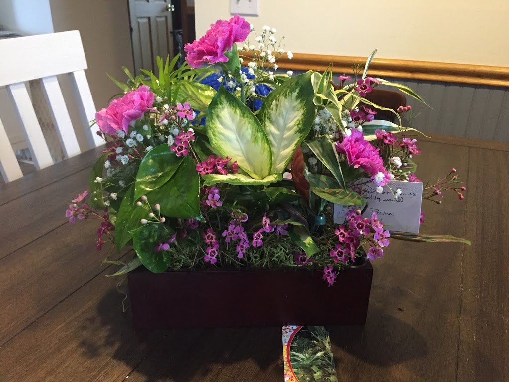 RJ Bengert Florist | 218 French Rd, West Seneca, NY 14224, USA | Phone: (716) 826-6644