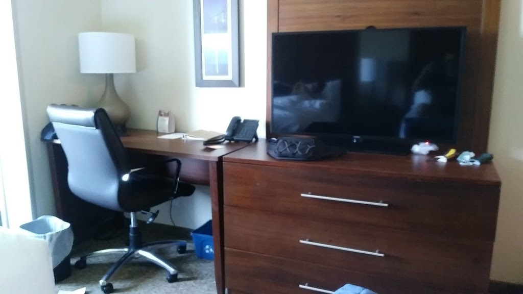 Comfort Inn & Suites | 135 Gibbons St, Goderich, ON N7A 3J5, Canada | Phone: (519) 440-0215