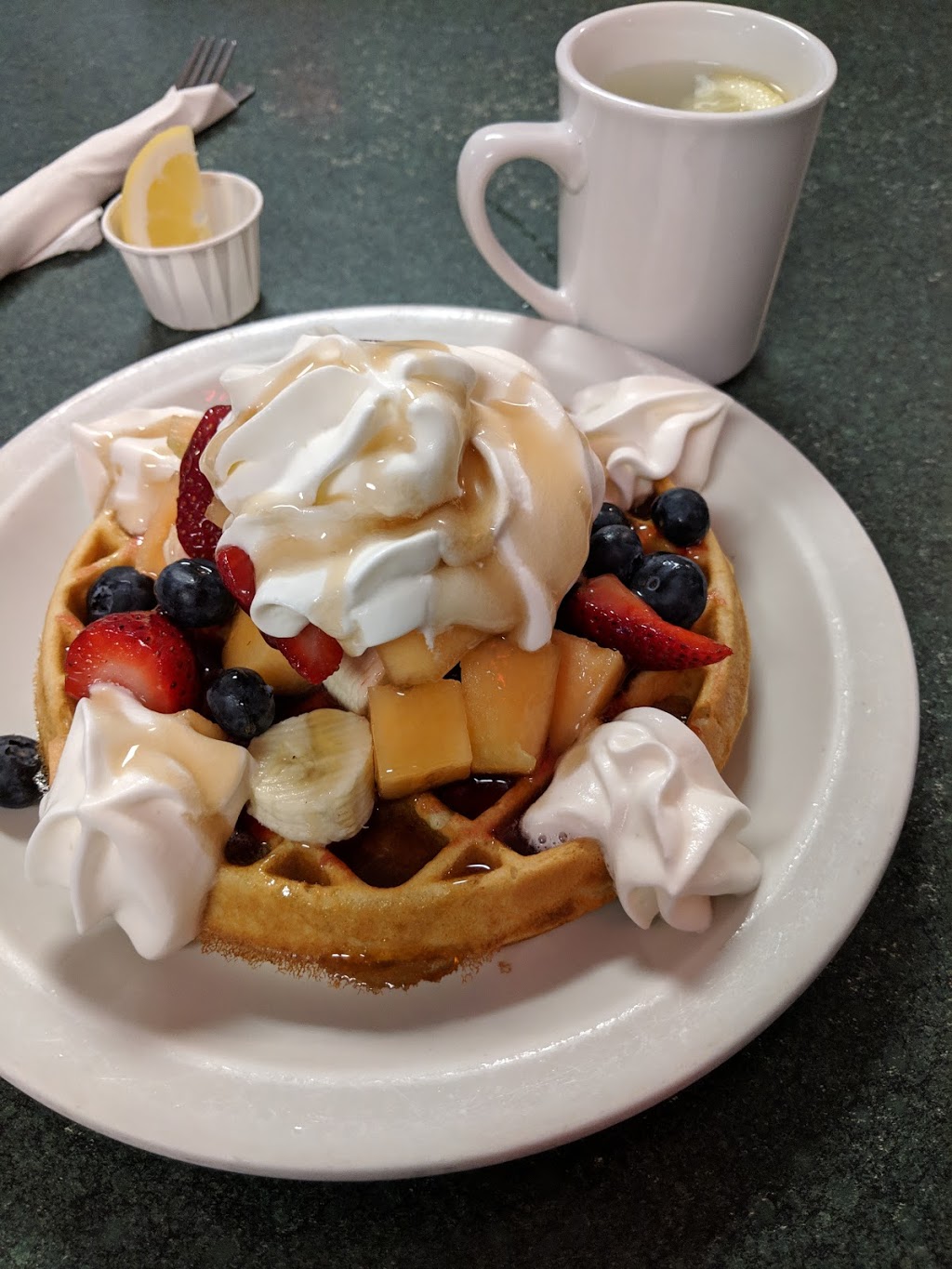 Johnnys Original Eatery | 850 King St W, Oshawa, ON L1J 2L5, Canada | Phone: (905) 576-7748