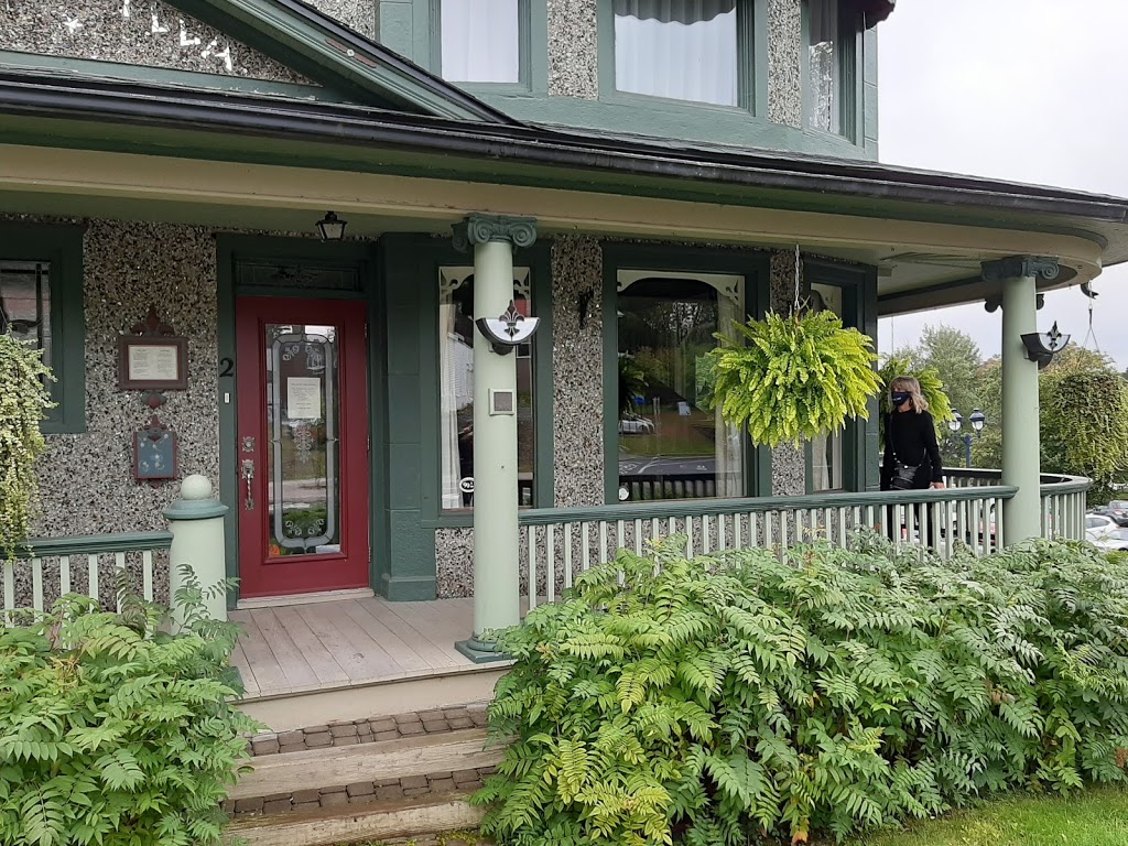 Boutique Liliane Bruneau Inc | 27 Rue Saint Louis, Sainte-Agathe-des-Monts, QC J8C 1P4, Canada | Phone: (819) 326-1041