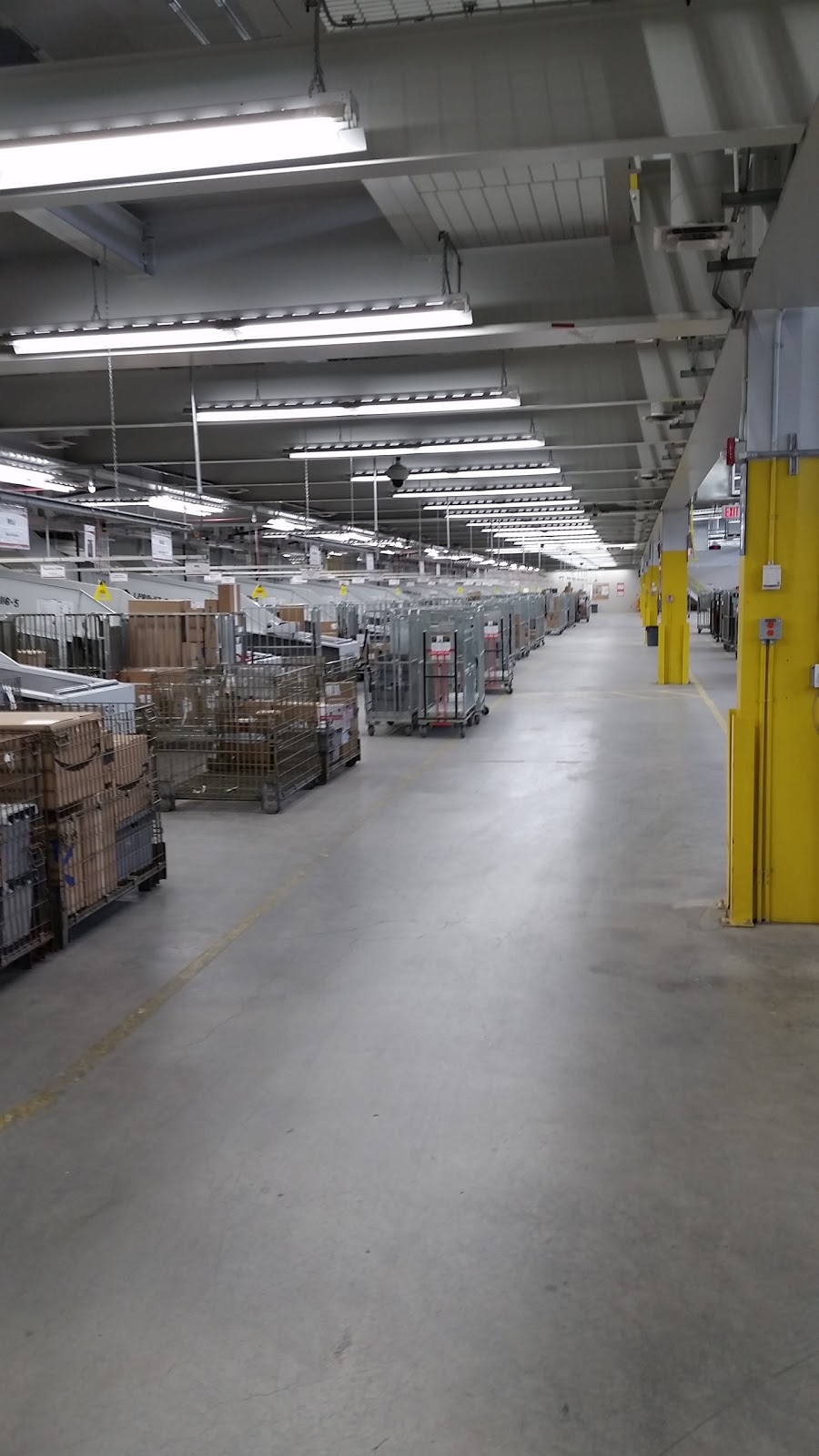 Canada Post Mail Processing Plant | 1870 Wellington Ave, Winnipeg, MB R3H 3H0, Canada | Phone: (416) 979-3033