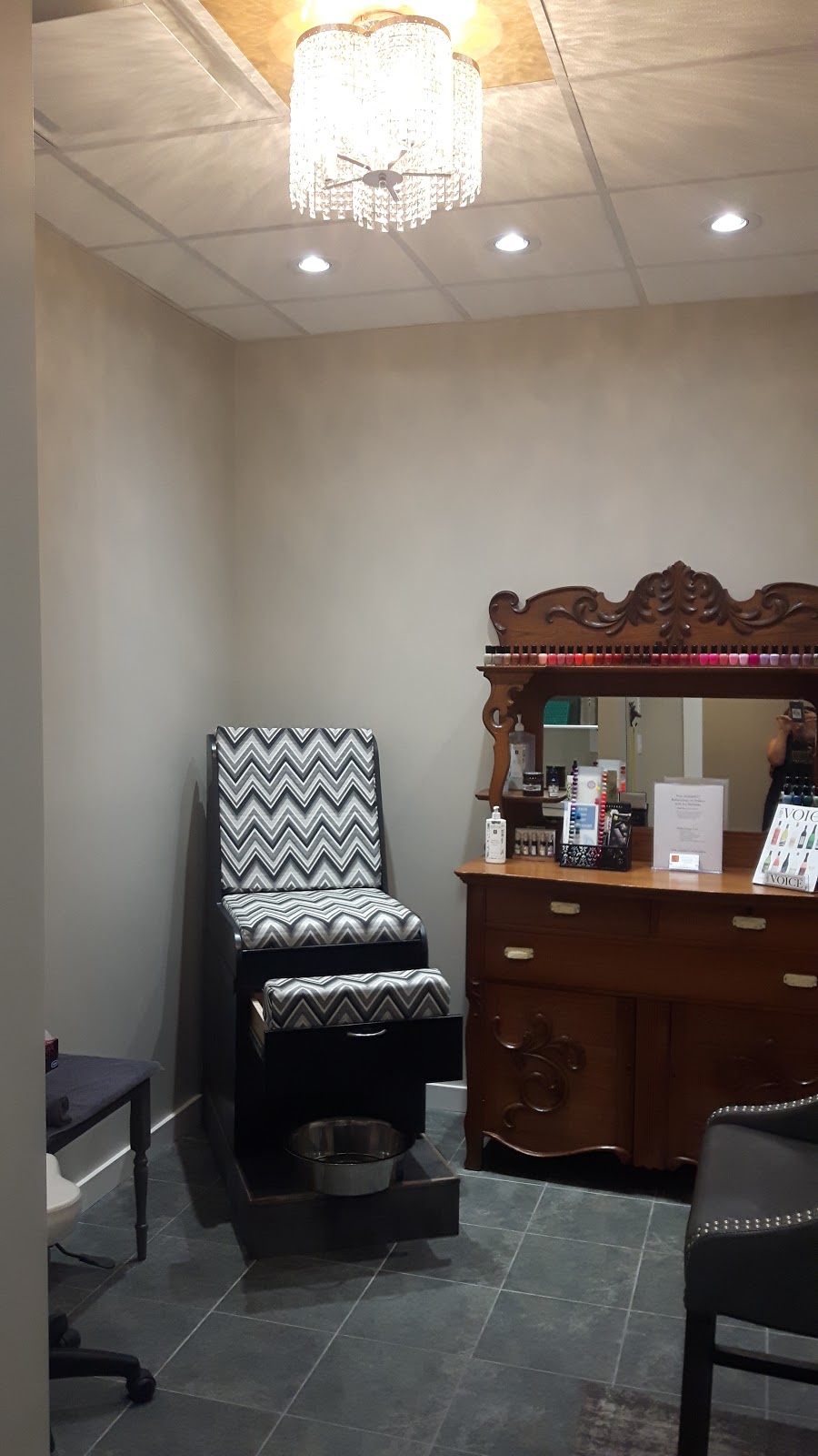 Soul Escape Esthetics Inc | 109 - 2763 Beverly St, Duncan, BC V9L 6X2, Canada | Phone: (250) 748-2056
