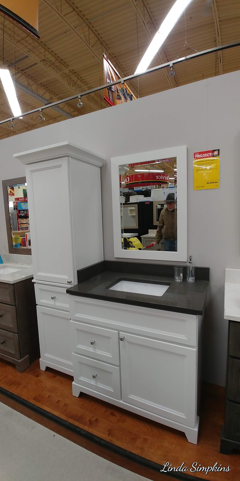 Napanee Home Hardware Building Centre | 199 Jim Kimmett Blvd, Napanee, ON K7R 3L1, Canada | Phone: (613) 354-3315