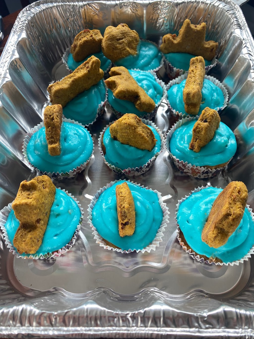 Small Paws Bakery | SK-19, Elbow, SK S0H 1J0, Canada | Phone: (306) 860-7037