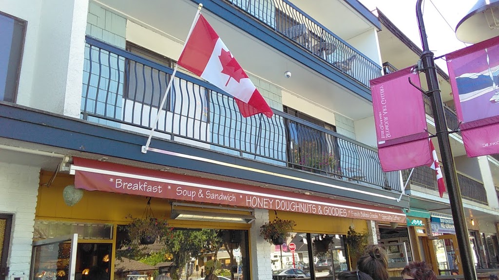 Honey Doughnuts & Goodies | 4373 Gallant Ave, North Vancouver, BC V7G 1L1, Canada | Phone: (604) 929-4988
