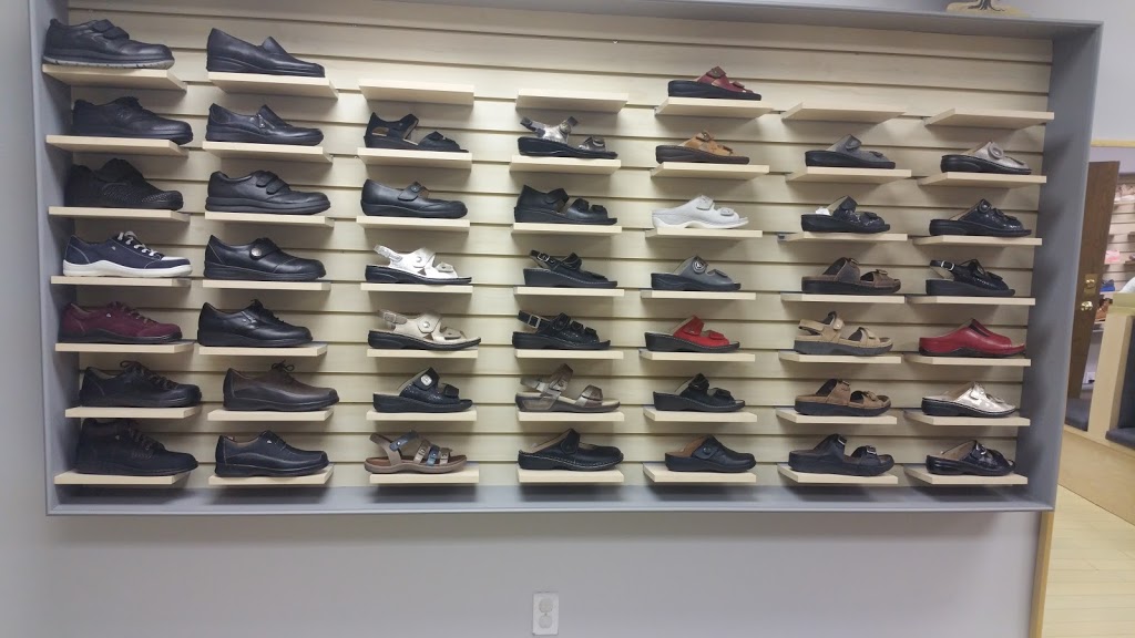 Royal Footcare Centre | 4500 Hwy 7 W, Woodbridge, ON L4L 4Y7, Canada | Phone: (905) 850-1611
