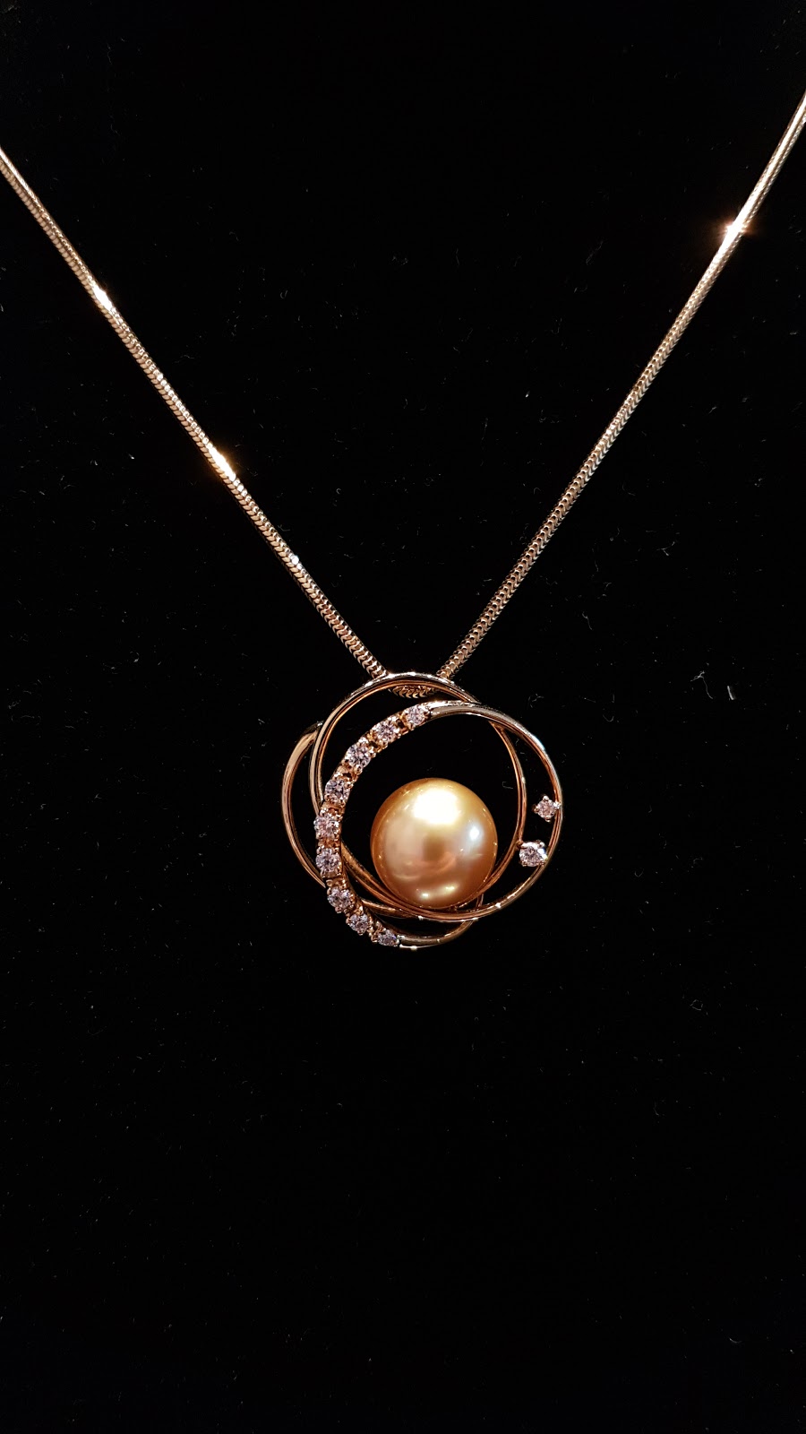Arbutus Jewellers | 2589 W 16th Ave, Vancouver, BC V6K 3B9, Canada | Phone: (604) 676-2383