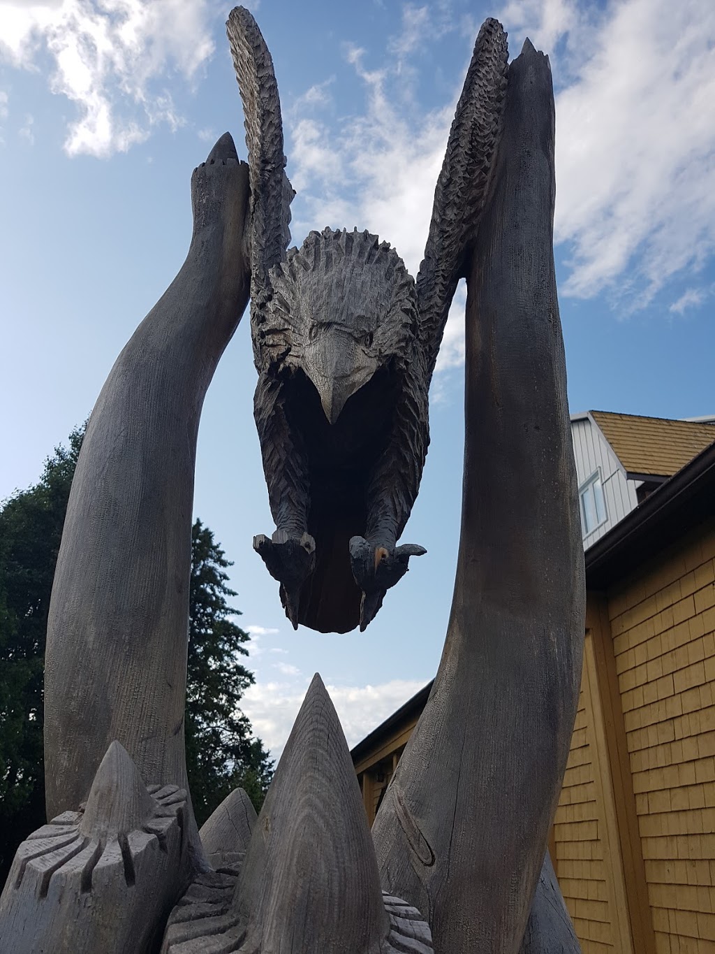 La Roche à Veillon | 547 Avenue de Gaspé E, Saint-Jean-Port-Joli, QC G0R 3G0, Canada | Phone: (418) 598-7409