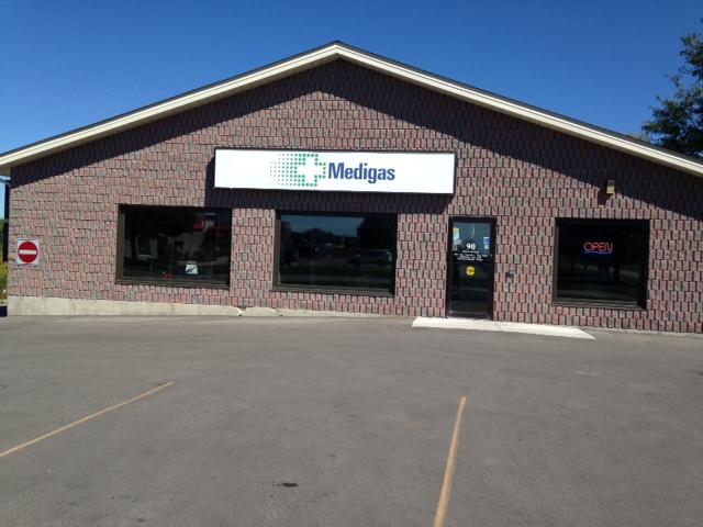 Medigas | 90 McLaughlin Rd, Lindsay, ON K9V 6B5, Canada | Phone: (705) 324-1790