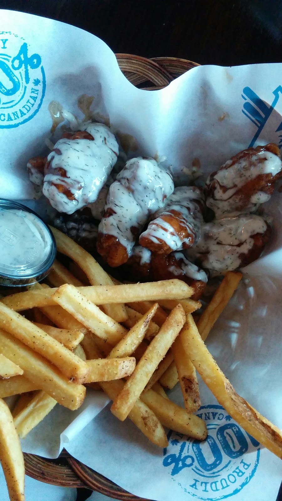 Wild Wing | 600 Laurelwood Dr, Waterloo, ON N2V 0A2, Canada | Phone: (519) 888-9453