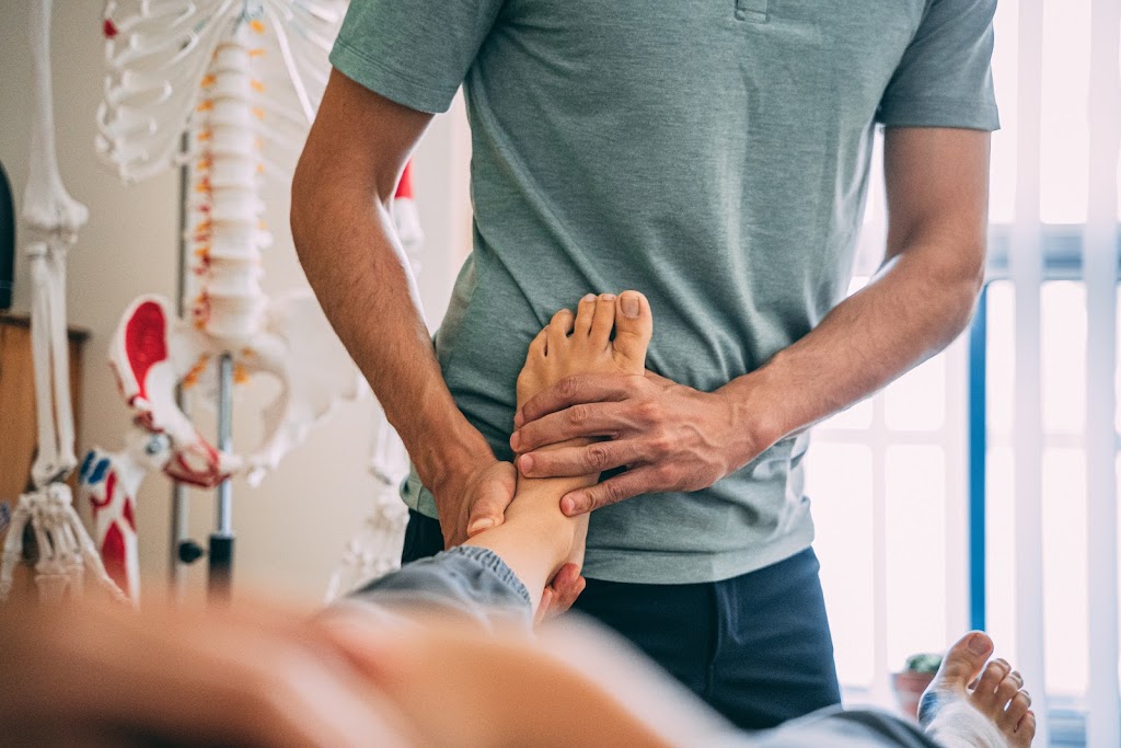Osteopathic Manual Practitioner Toronto - Alvaro Esteban | 600 Sherbourne St Suite 408, Toronto, ON M4X 1W4, Canada | Phone: (416) 729-6511