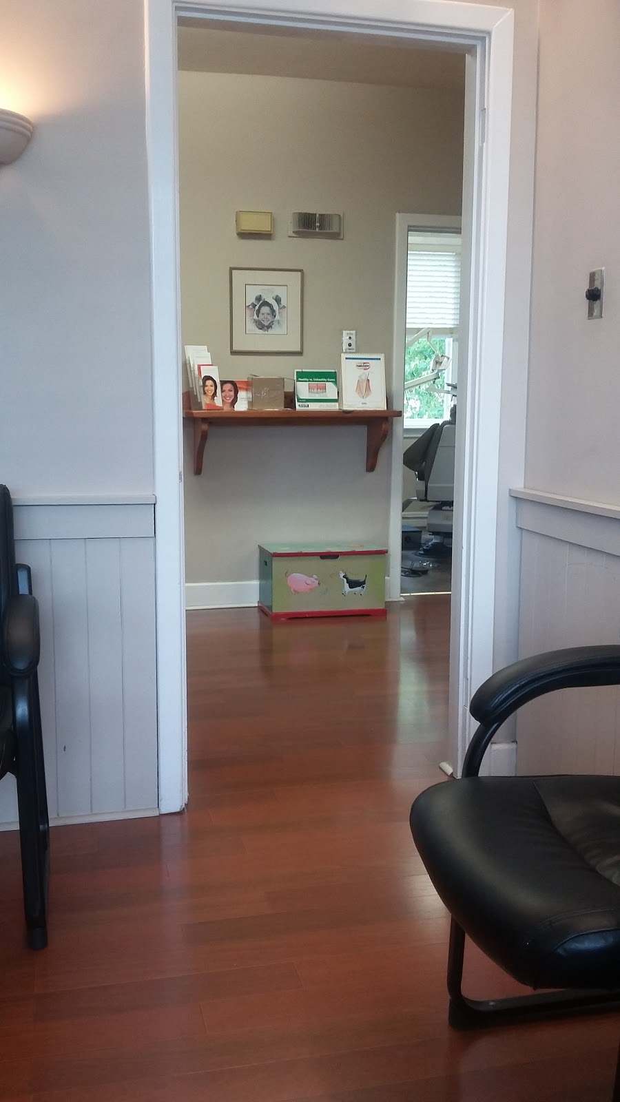 Woolwich Dental Group | 271 Woolwich St, Guelph, ON N1H 3V8, Canada | Phone: (519) 824-8830