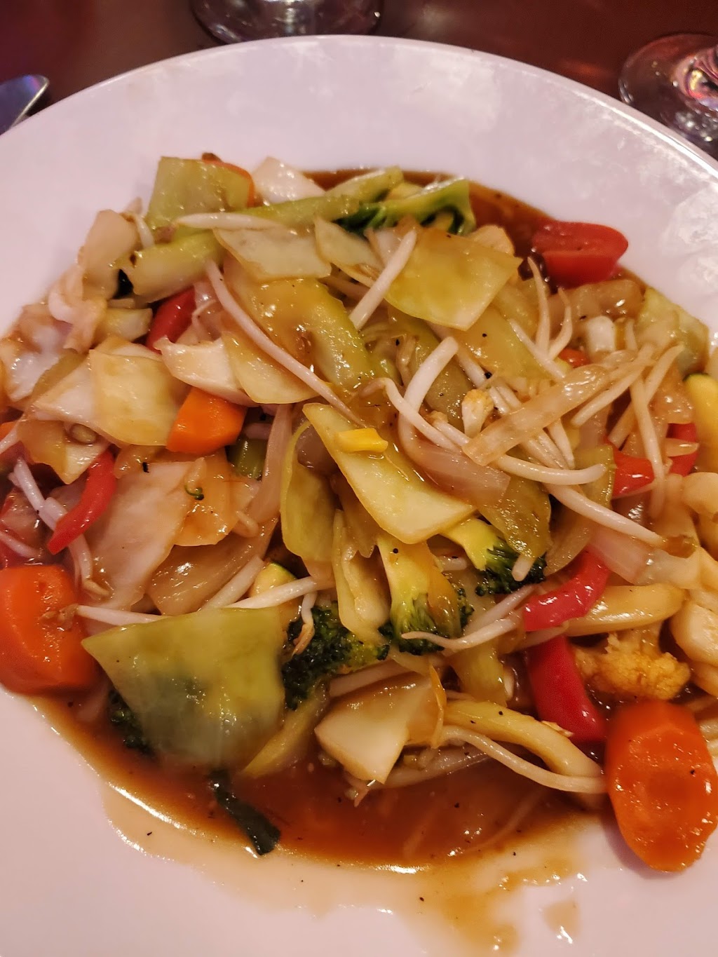 Restaurant Saveur Thaï | 686 Rue de Roxton, Acton Vale, QC J0H 1A0, Canada | Phone: (450) 546-4444