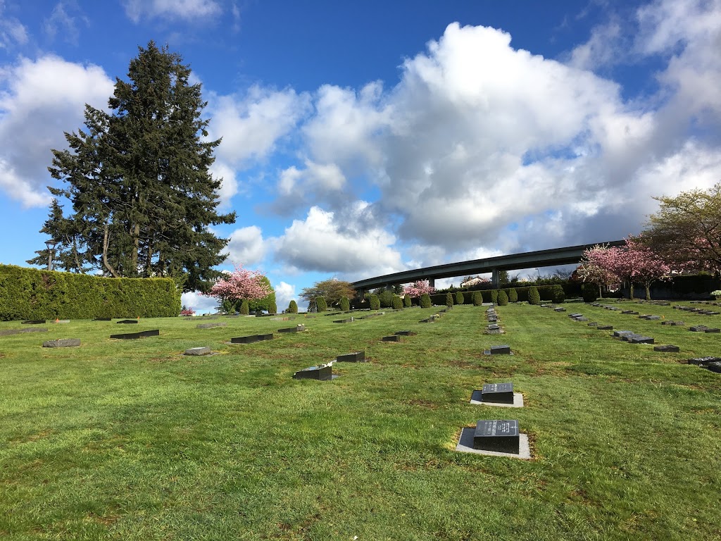 Schara Tzedeck Cemetery | 2345 Marine Dr, New Westminster, BC V3M 6R8, Canada | Phone: (604) 733-2277
