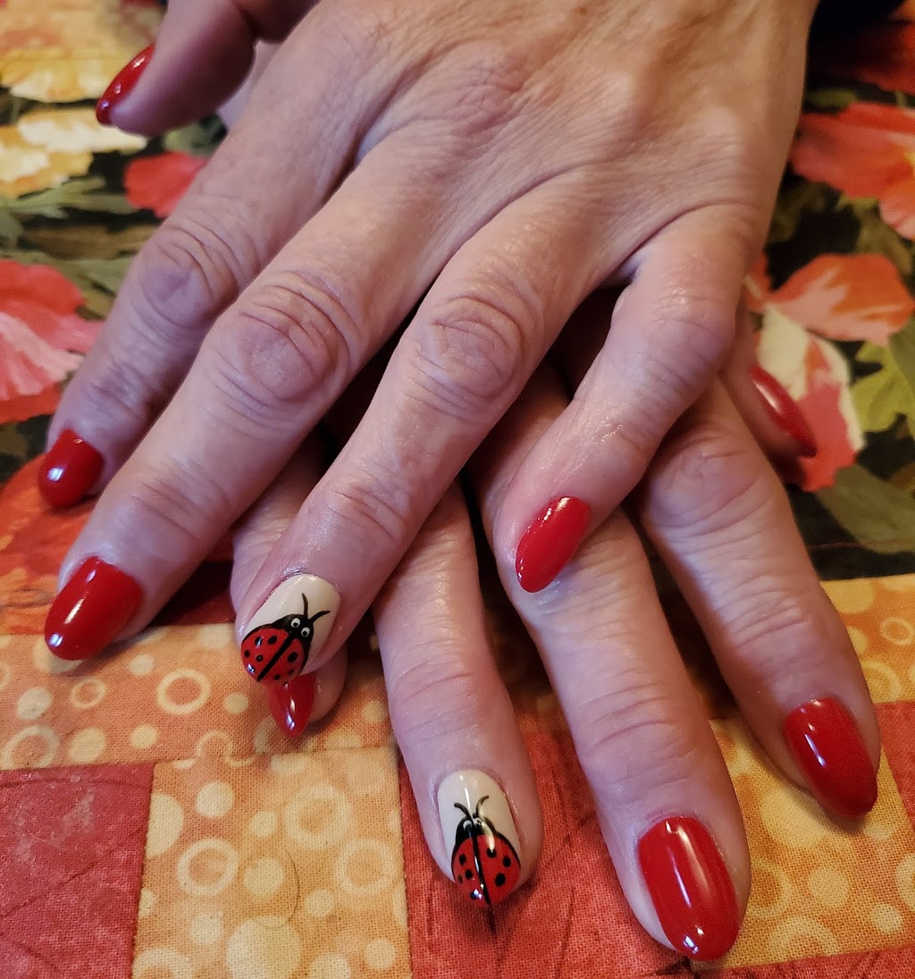 KW Nails&Esthetics | 1495 Bonniebrook Heights Rd, Gibsons, BC V0N 1V5, Canada | Phone: (604) 989-5776