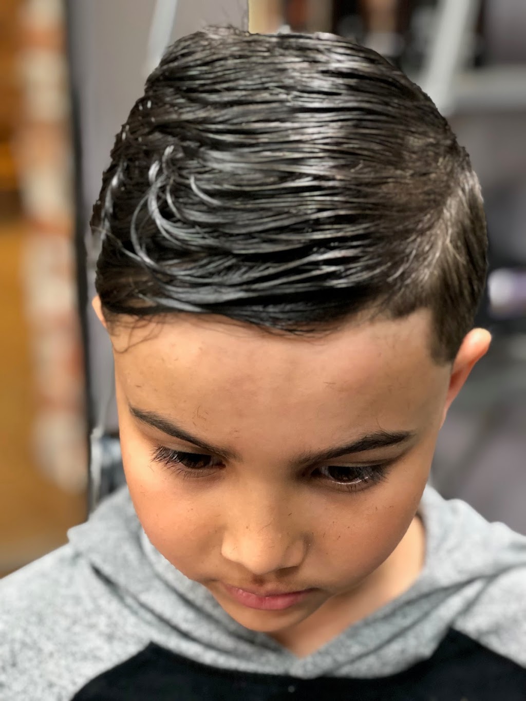 Mahdi le barbier | 795 Boulevard du Lac, Québec, QC G2M 0E3, Canada | Phone: (418) 456-4543