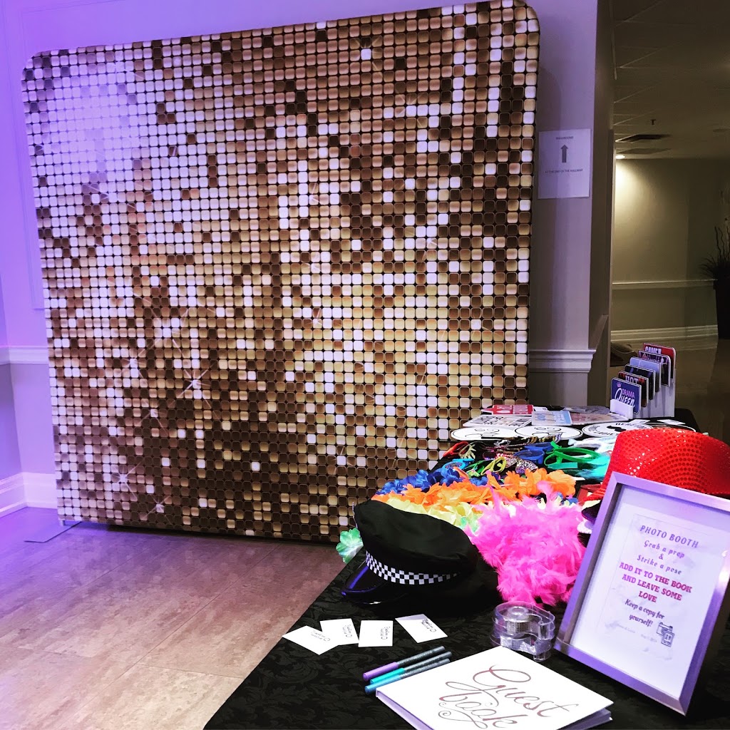 Kapture PhotoBooth | Tracey Pl, Hamilton, ON L8K 5P8, Canada | Phone: (905) 581-3079