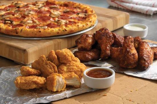 Dominos | 400 North Town Road Unit #310, Winnipeg, MB R3Y 0Y3, Canada | Phone: (204) 987-5597