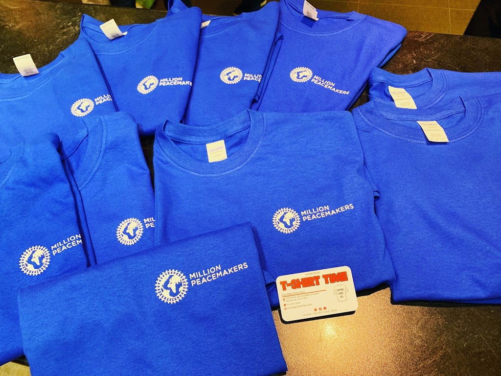 T-Shirt Time Fairview Pointe-Claire | Fairview Pointe-Claire 6801, Trans-Canada Hwy, Pointe-Claire, QC H9R 5J2, Canada | Phone: (514) 505-0755